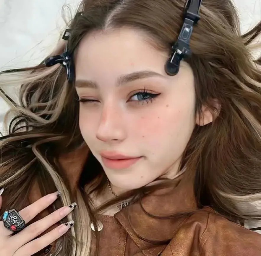 美杜莎毒液